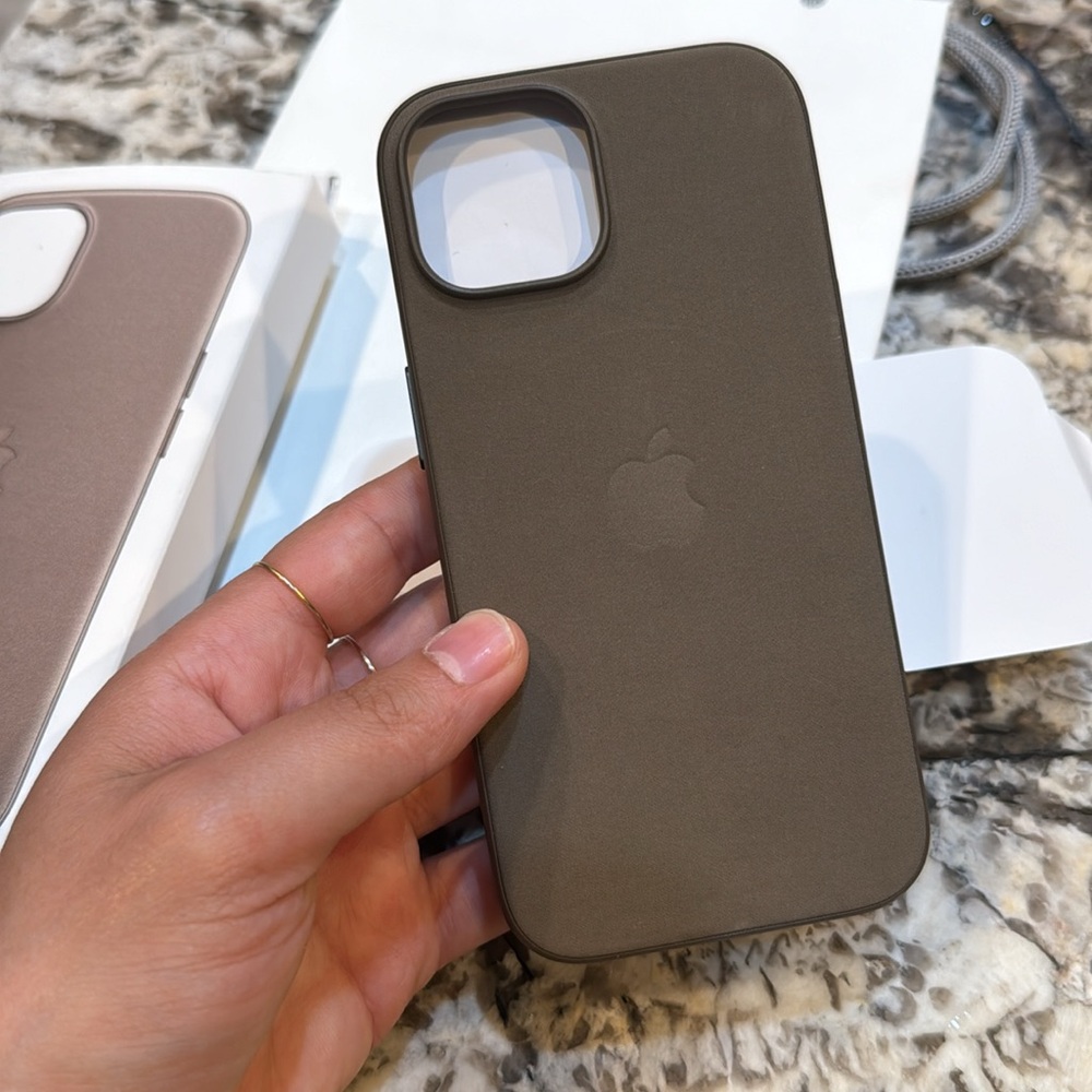 Like New Apple FineWoven IPhone15 Case